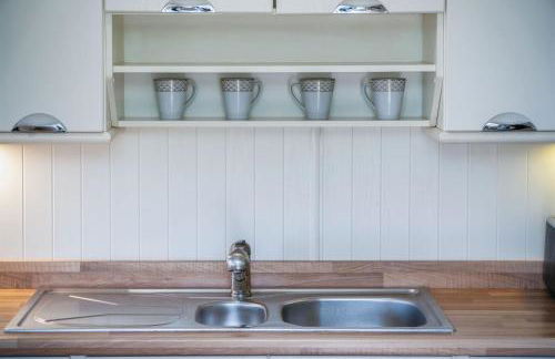 Manor 5 Lodge - 2 Bedroom Lodge - Pendine - Photo 80