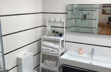 Independent rural detached annexe with free private Parking - Foto 28