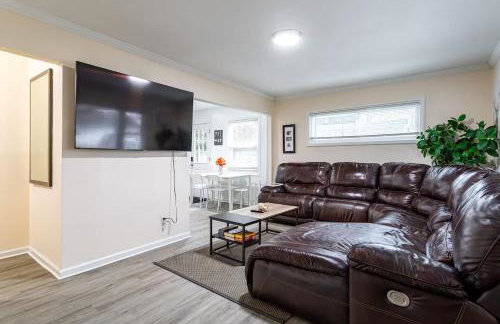 Entire 3bdr home w/parking, backyard, FirePit, BBQ - Foto 17