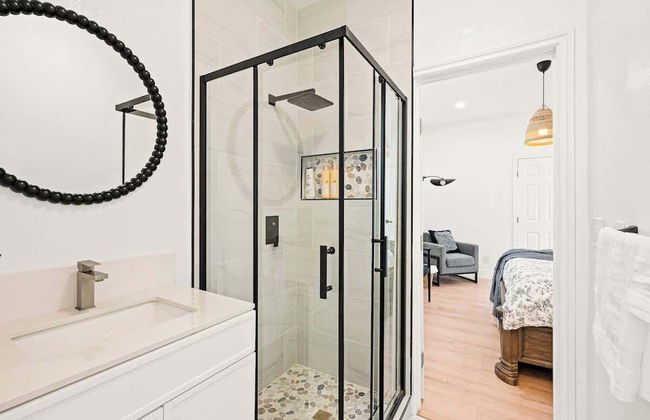 Cozy Retreat Near Downtown Perfect for Families - Foto 38