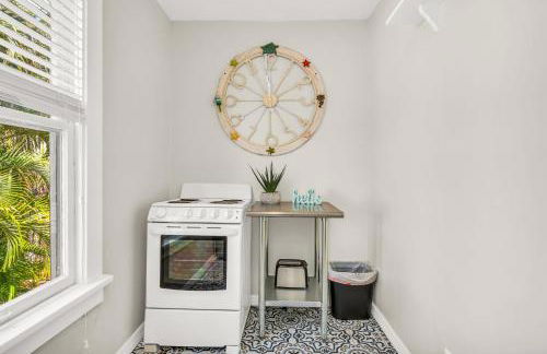 Birds of Paradise: Unwind in Nature's Embrace - Foto 63