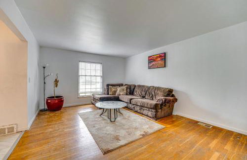 Spacious Southfield Home with Patio and Yard! - Foto 4