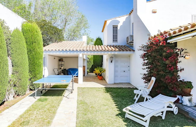 Just 10 Minutes From Sitges, House With Private Garden and Pool- - Foto 53