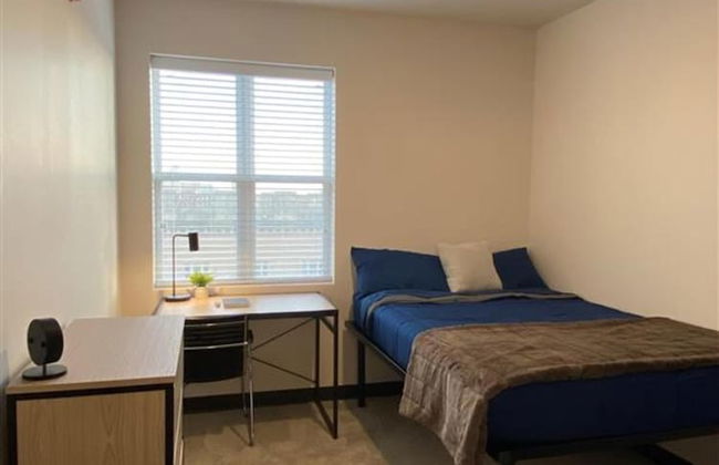 Atmosphere Lincoln - Photo 20