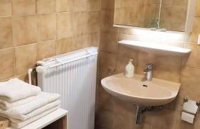 Super Wohnungen #2, #3 und #4 DG im Zentrum, Süd-Sonne und Burg-Blick - Foto 20