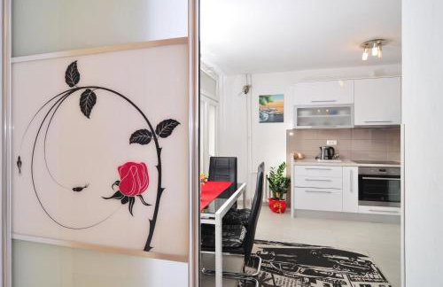 Full equipped flat close to all - Foto 16