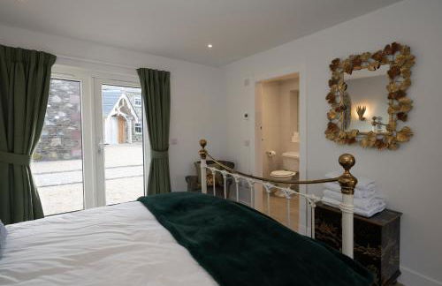 Capercaillie Cottage - Luxury converted steading - Photo 17