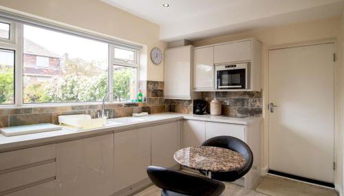 Welcoming Family Home - Pass the Keys - Foto 3, Other