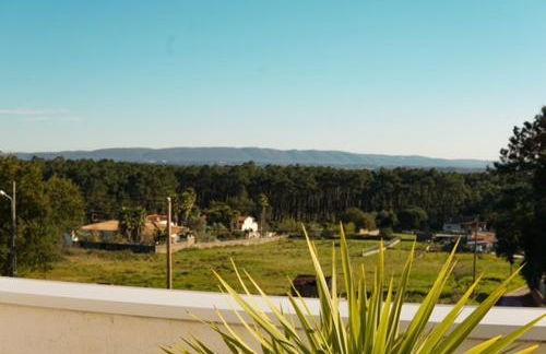 Edles Apartment in Architektenvilla mit großem Pool, Sauna, Dachterrasse und malerischem Garten - Foto 15