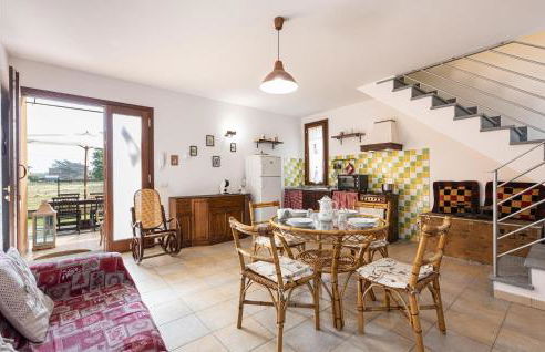 2 Bedroom Amazing Home In Orentano - Foto 3