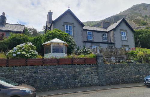 4Br Stunning Sea View Escape-near Snowdonia & Coastal Trails - Foto 52