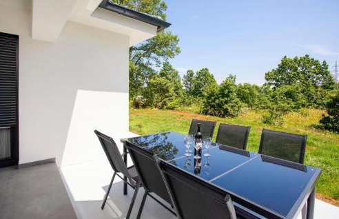 3 Bedroom Amazing Home In Rasa - Foto 13