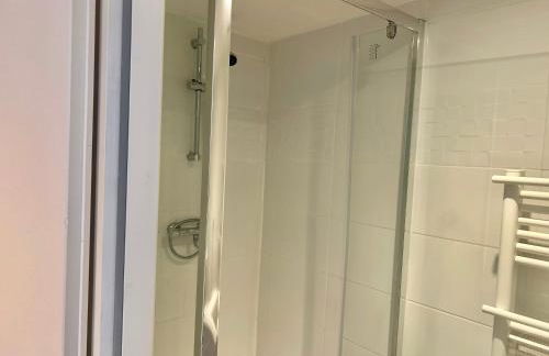 Kery House Calme et proche du Centre - Foto 14