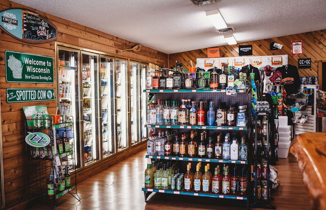 Edge-O-Dells Resort - 21 and Older - Photo 39