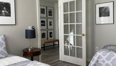 2 BR Loft - Walk to Cafes-Breweries- Arts & Entertainment District - Foto 5