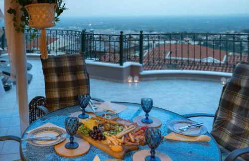 Amazing view with huge balcony - Photo 10