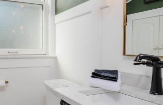 Family Downtown Mansion - Sleeps 13 - Foto 10