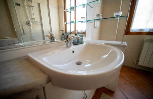 Villino Blu Private Villa on the Chianti Hils 10 Plus 2 pax - Photo 88