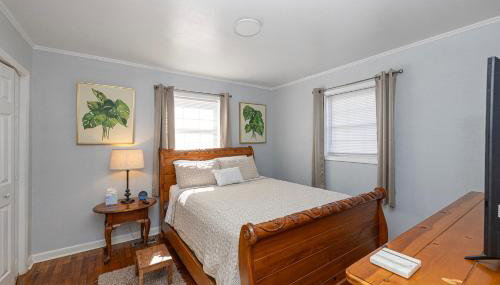 Private Hot Tub & Swing, Vintage Nintendo with Large Parking & EV ready - Foto 5