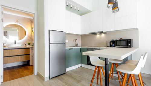 Spacious apartment with ocean view - Photo 3