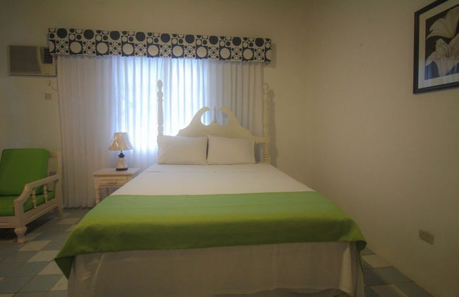 Kenwood Villa - Photo 6