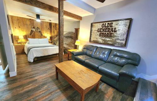 Bear Cave- Pet Friendly Suite in Shaver Lake - Foto 3