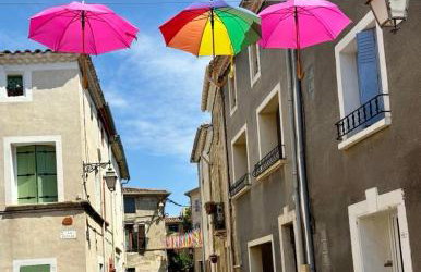 Renovated village house in peaceful town near Med - Air conditioning, balcony - Foto 1