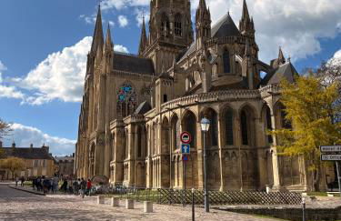 Le Nid dHistoire avec vue sur la cathédrale - Photo 25