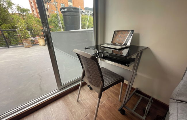 Súper Apartamento TV Wi Fi y parqueadero - Foto 9