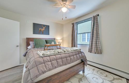 Porch and Views Waterfront Home on Houghton Lake! - Foto 16