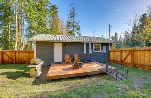 Hike and Relax Fireside Nordland Gem with Deck and Yard - Foto 1