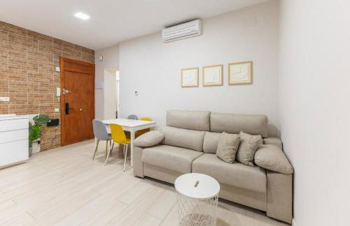 Cuatro Caminos Apartment - Photo 7