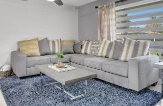 Boca Beauty - Stylish Home With Pool 3 Bedroom Home by RedAwning - Foto 32