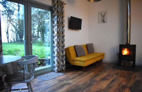 Bream Barn - sea view, woodburner, easy walk to the beach, parking, full kitchen - Foto 14