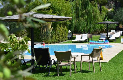 Simatos αpARTments & Studios - Photo 18