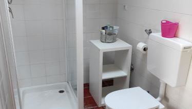 Il cortile dei frutti selvatici - Photo 3, Shower