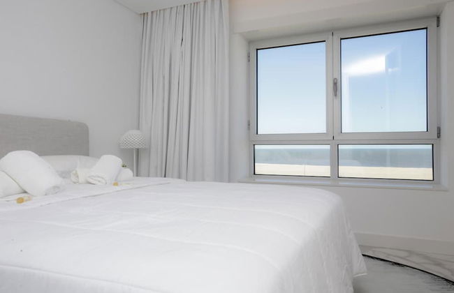 Sea Side Luxury Apartment - Photo 20