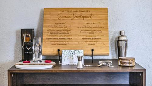 Awesome Benedictine Theme and In Your Budget! - Foto 4