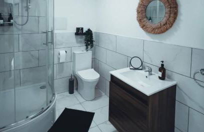 Market Haven Kingsize Studios Town Centre with Netflix, Business & Leisure travellers, multiple units available - Photo 26