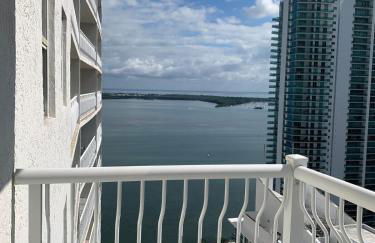 Best views, 2 balconies, 2 bedrooms, pool, gym, parking - Foto 36