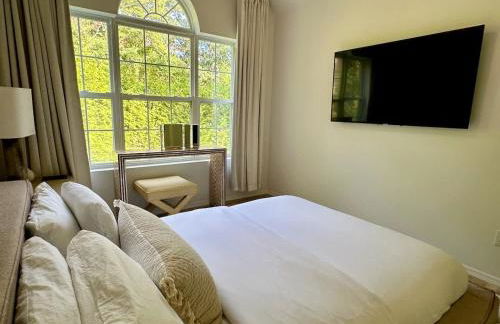 Quiet Luxury in the Heart of the Hamptons - Foto 36