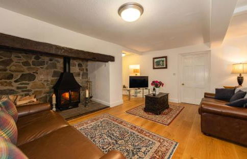 Plas Newydd with Swimming Pool, Fire Pit, and Log Fires - Photo 67