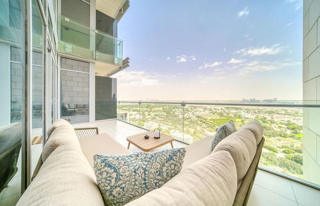 Luxe and Modern Duplex in Difc - Photo 71