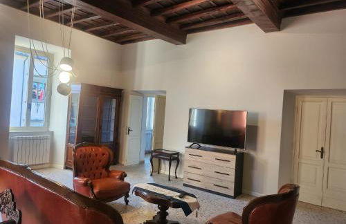 Palazzo Storico "Mezzadonna" - Foto 5