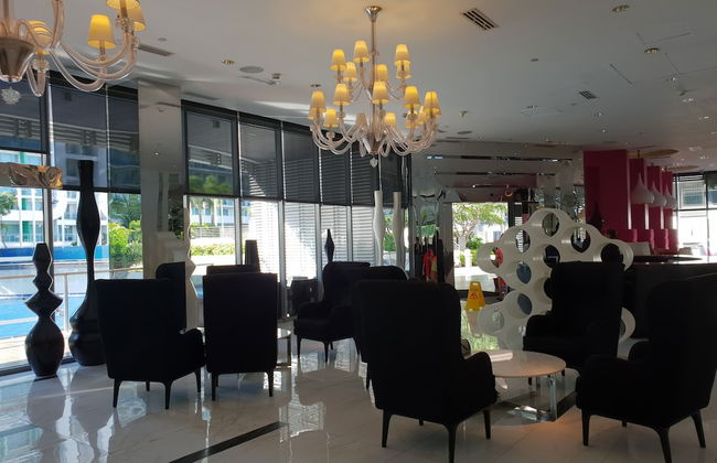 Azure Luxury Beach Suites by VacationsPH - Foto 2