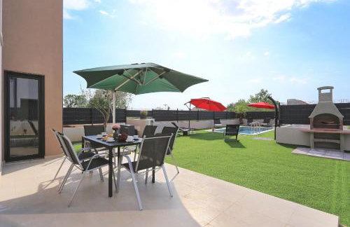 Villa Tri Palme with heated pool - Foto 31