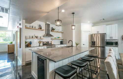 The Latitude Adjustment, located close to Golf,Sand Dunes, Reservoir & National Parks - Foto 44