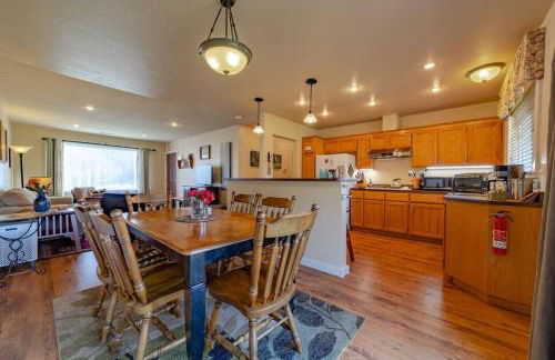 Elk Meadow Cabins 13A Bears Den Suite - Photo 10