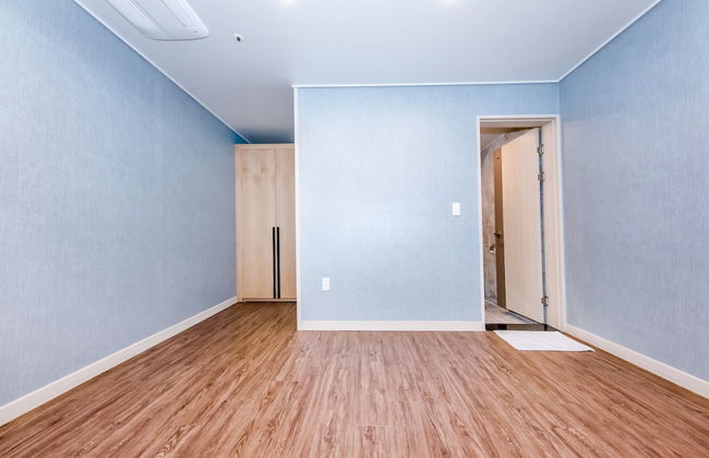 JnB Family Hotel - Photo 11