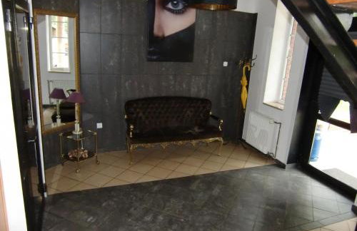 Villa Ambrosian (Haupthaus) - Foto 3